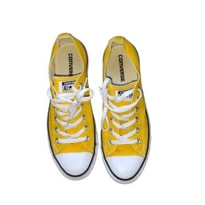 NEW Converse Chuck Taylor All Star Low Top Sneakers US Men 8 / Women 10 – Yellow